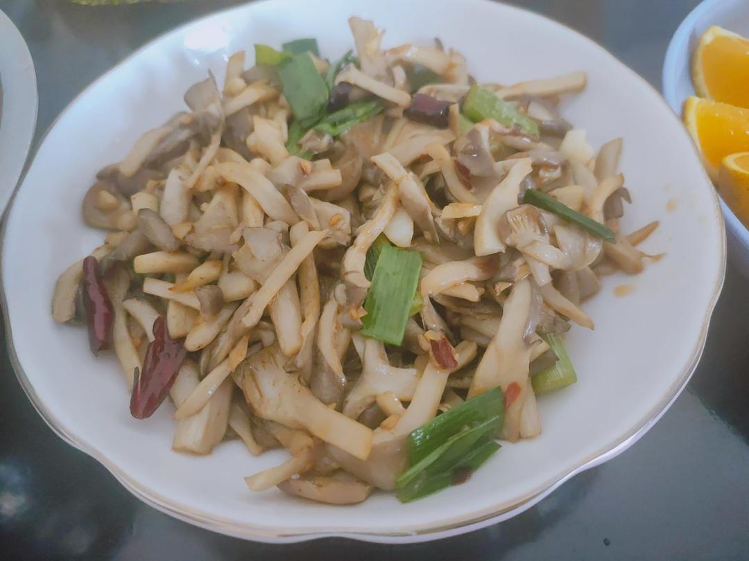 素炒平菇