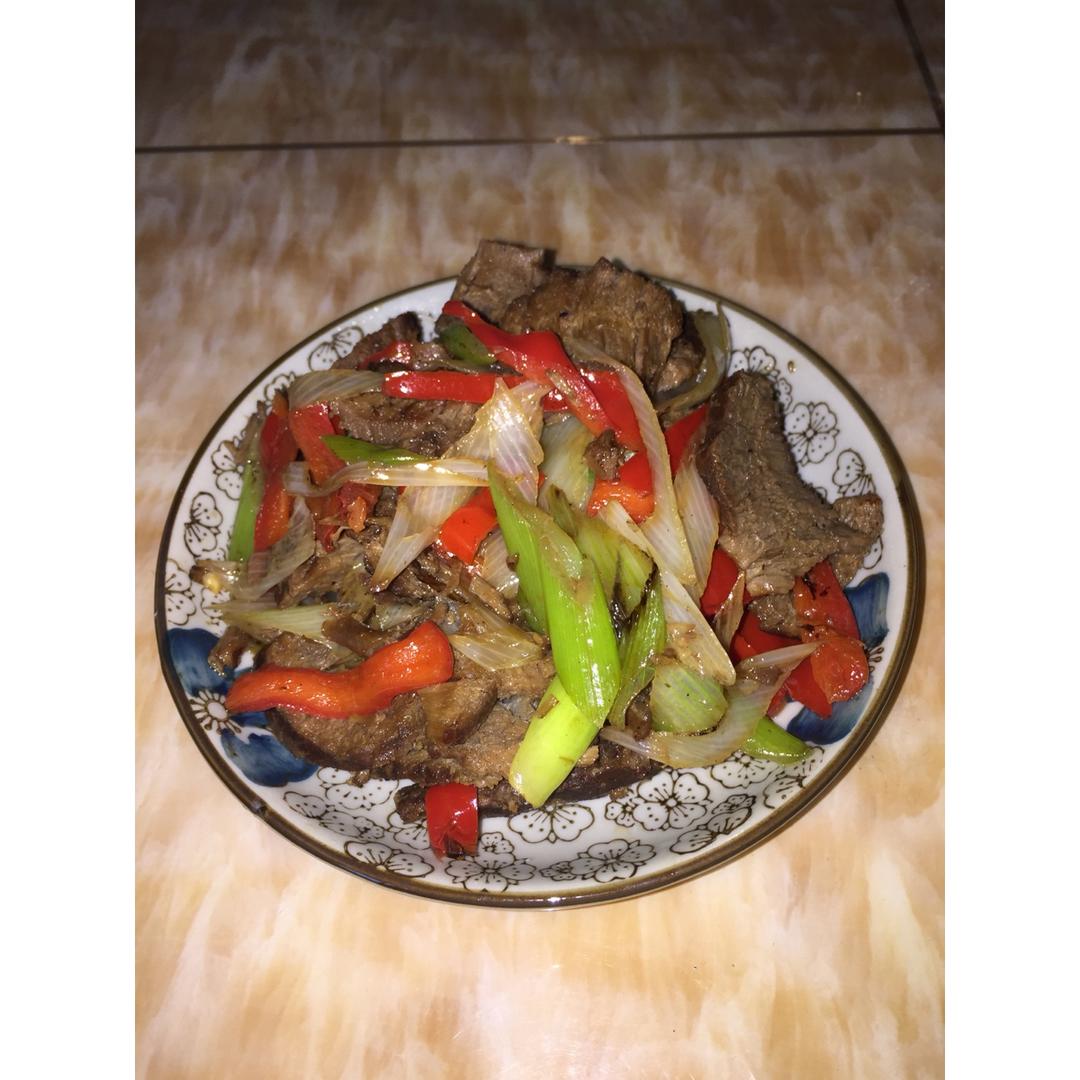 炒牛肉