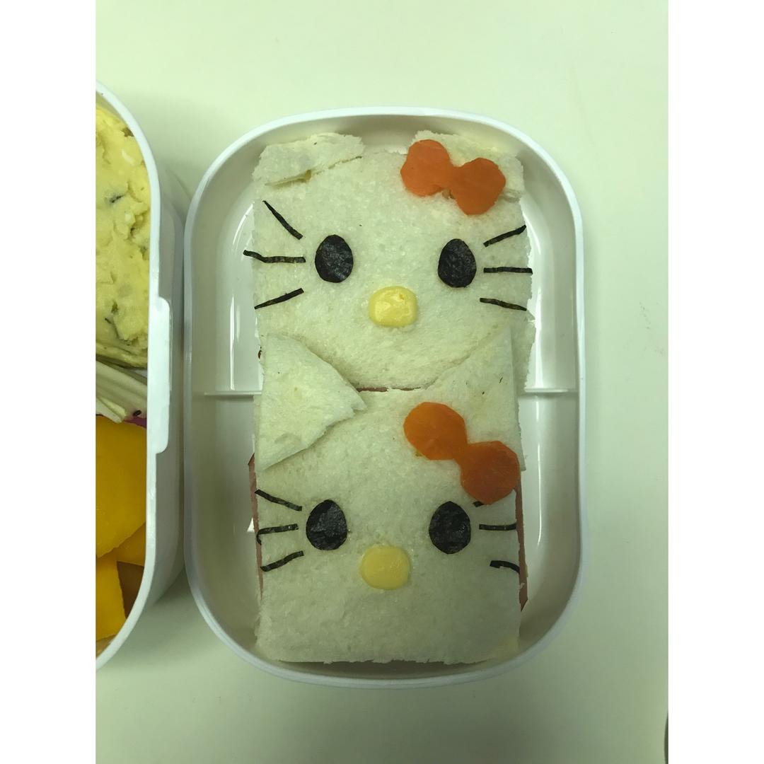 孩子的快乐做的hellokitty三明治便当