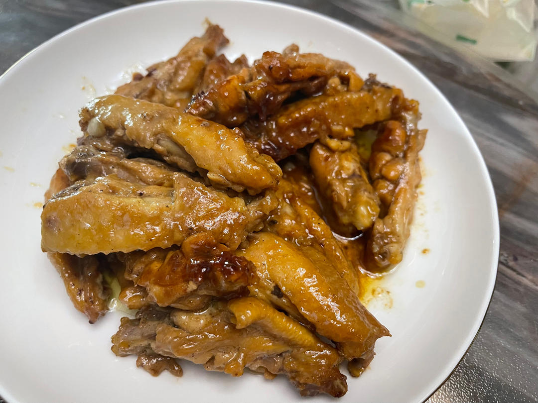 蒜香鸡翅，这才是鸡翅最好吃的做法