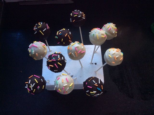 棒棒糖蛋糕 cake pops 做法