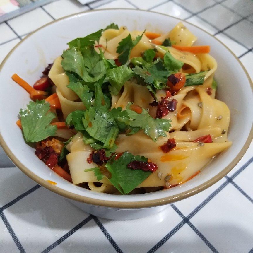 好吃到舔盘的拌面秘方，太销魂了！🍜
