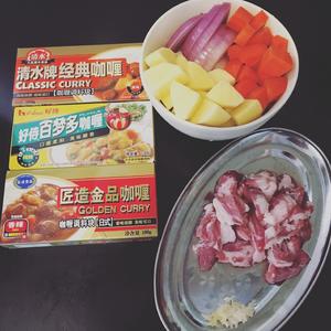 日式咖喱猪肉饭🍛的做法 步骤1