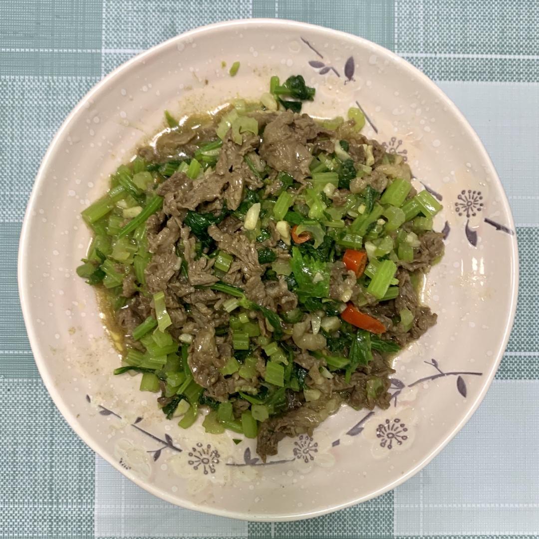 芹菜炒牛肉