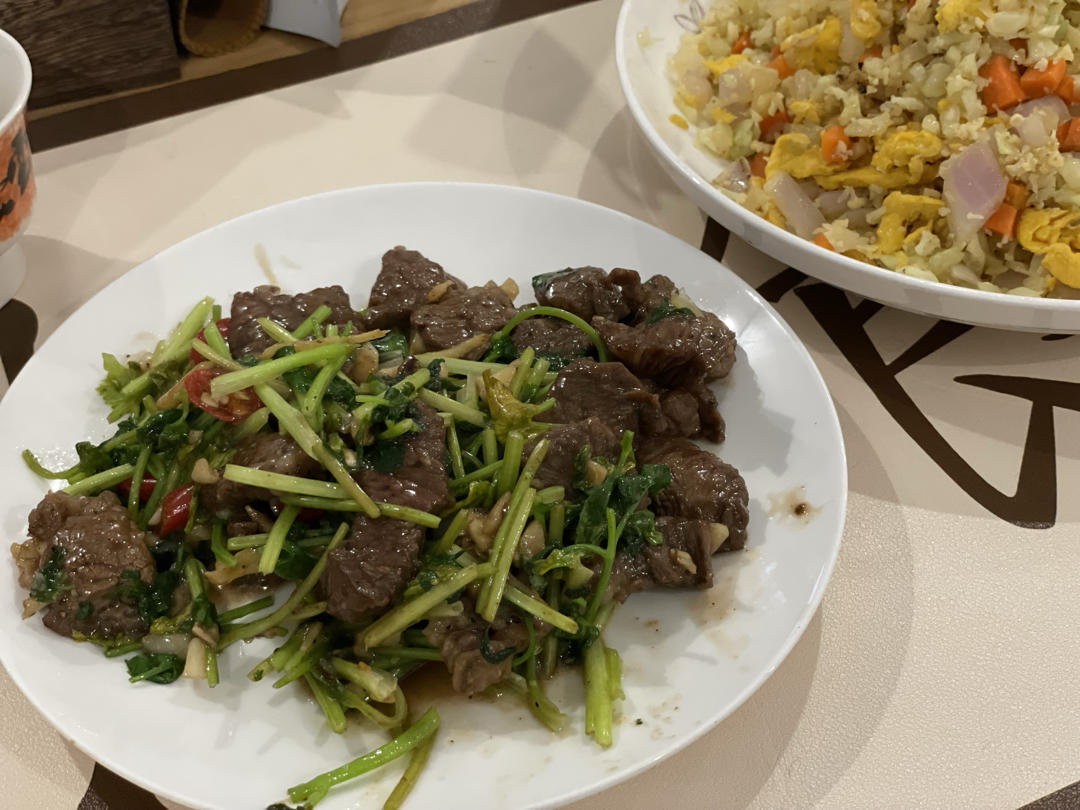 香菜牛肉