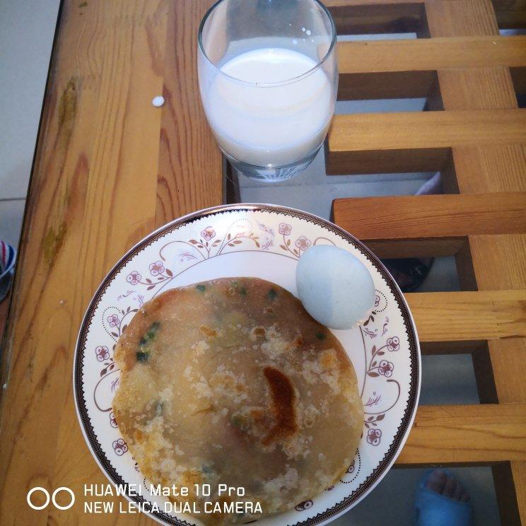 葱油饼（面粉吸水量不一样、水慢慢加）