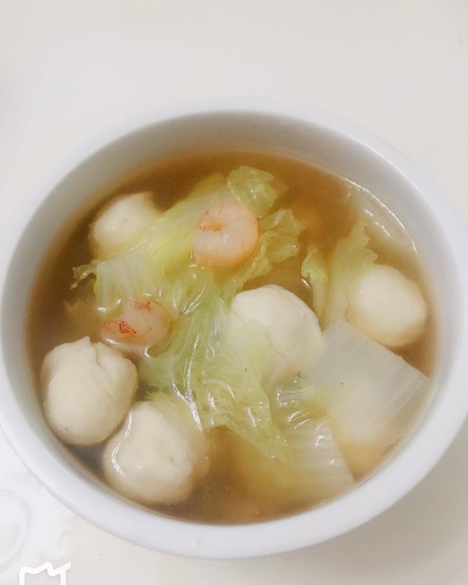 砂锅白菜鱼丸粉丝汤