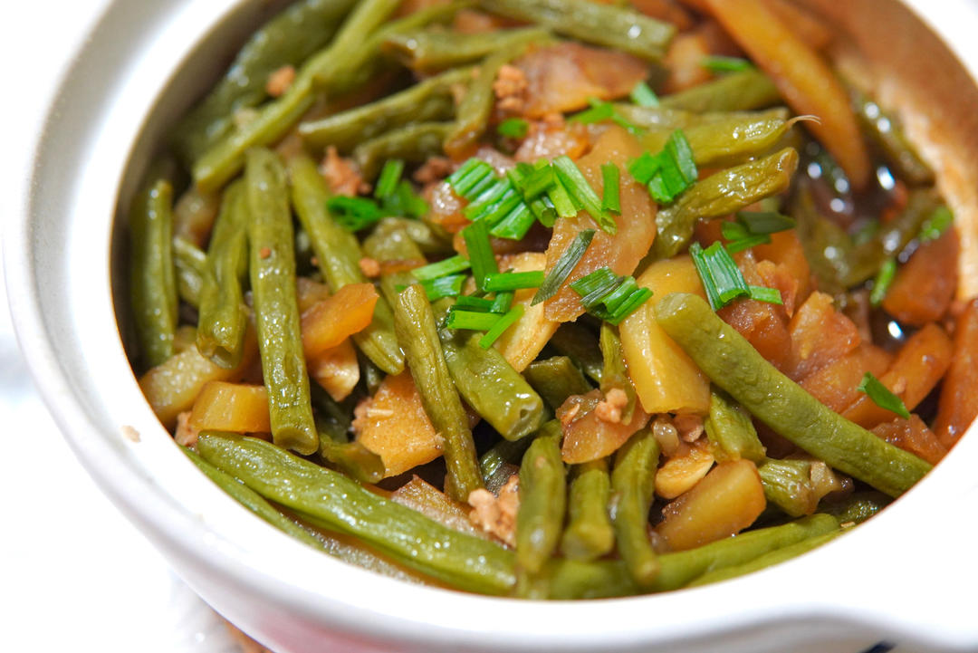 下饭菜肉末土豆烧豆角