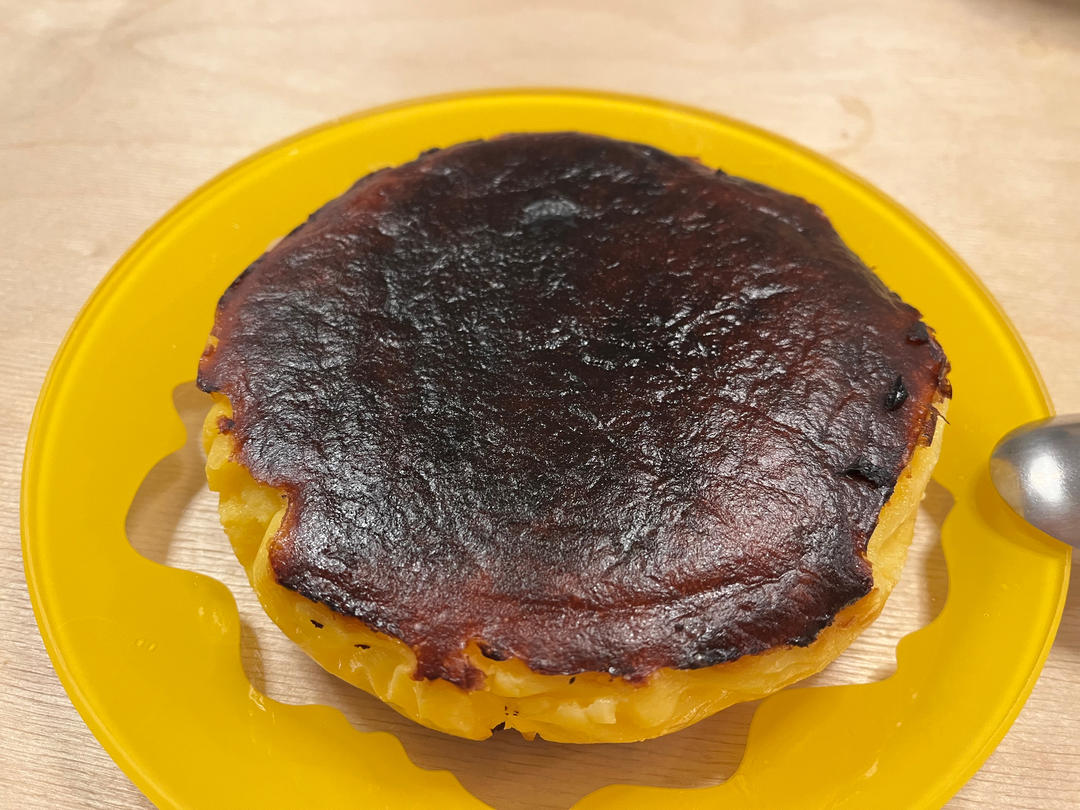 经典巴斯克蛋糕｜大师配方｜小白也能做｜无需打蛋器｜5分钟搅一搅