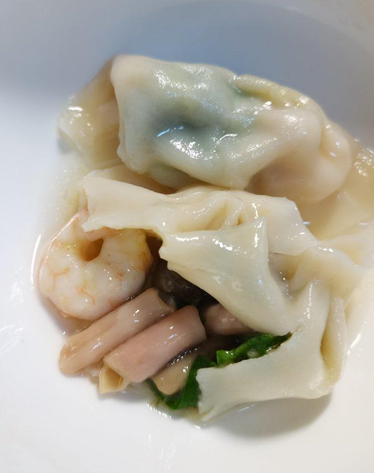 韭菜海肠饺子