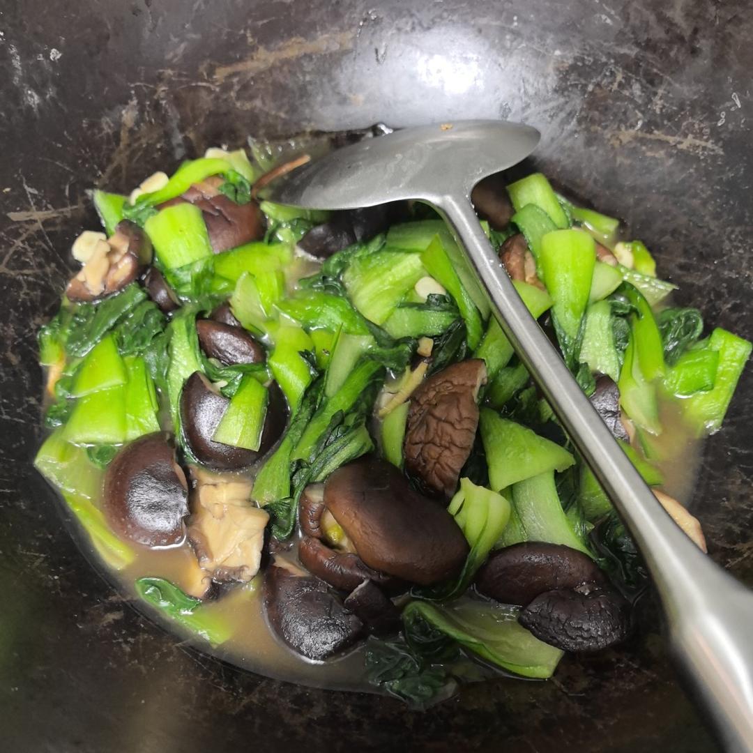 香菇油菜（简单快手）