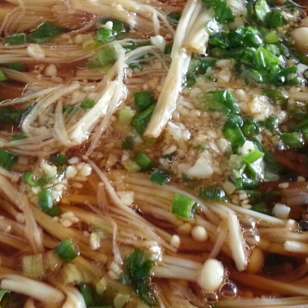 蒜蓉蒸金针菇