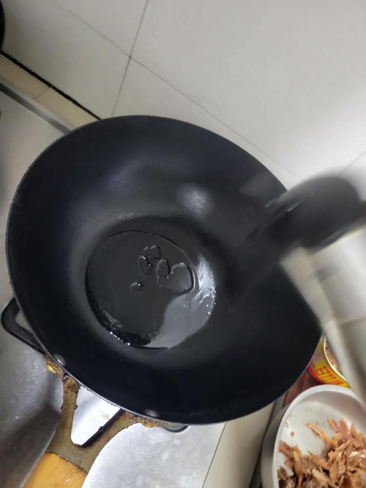 豆豉鲮鱼炒油麦菜的做法 步骤7