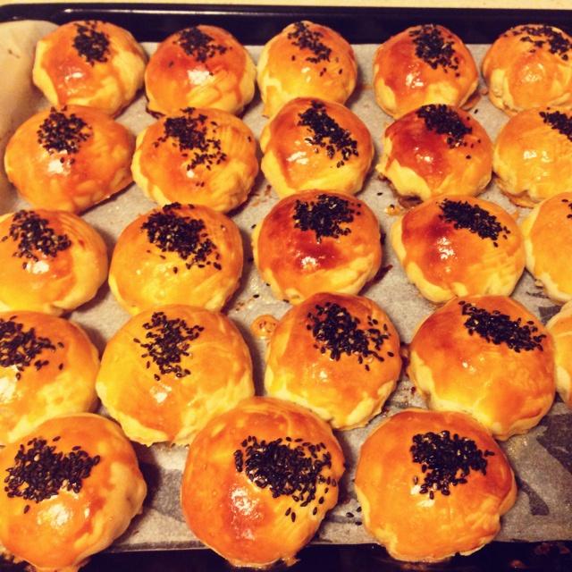 泳式鲜肉榨菜月饼