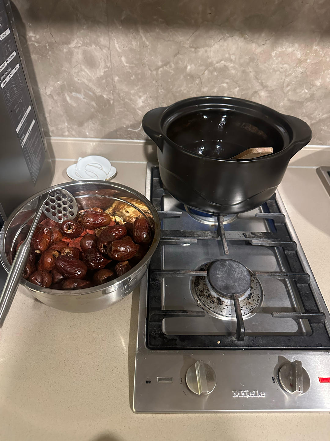阿胶糕固元膏