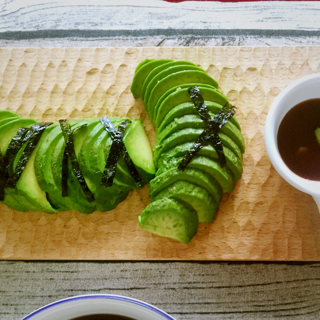 丸子爱美食做的牛油果刺身