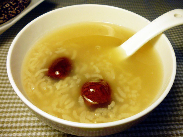 花生红枣糯米粥