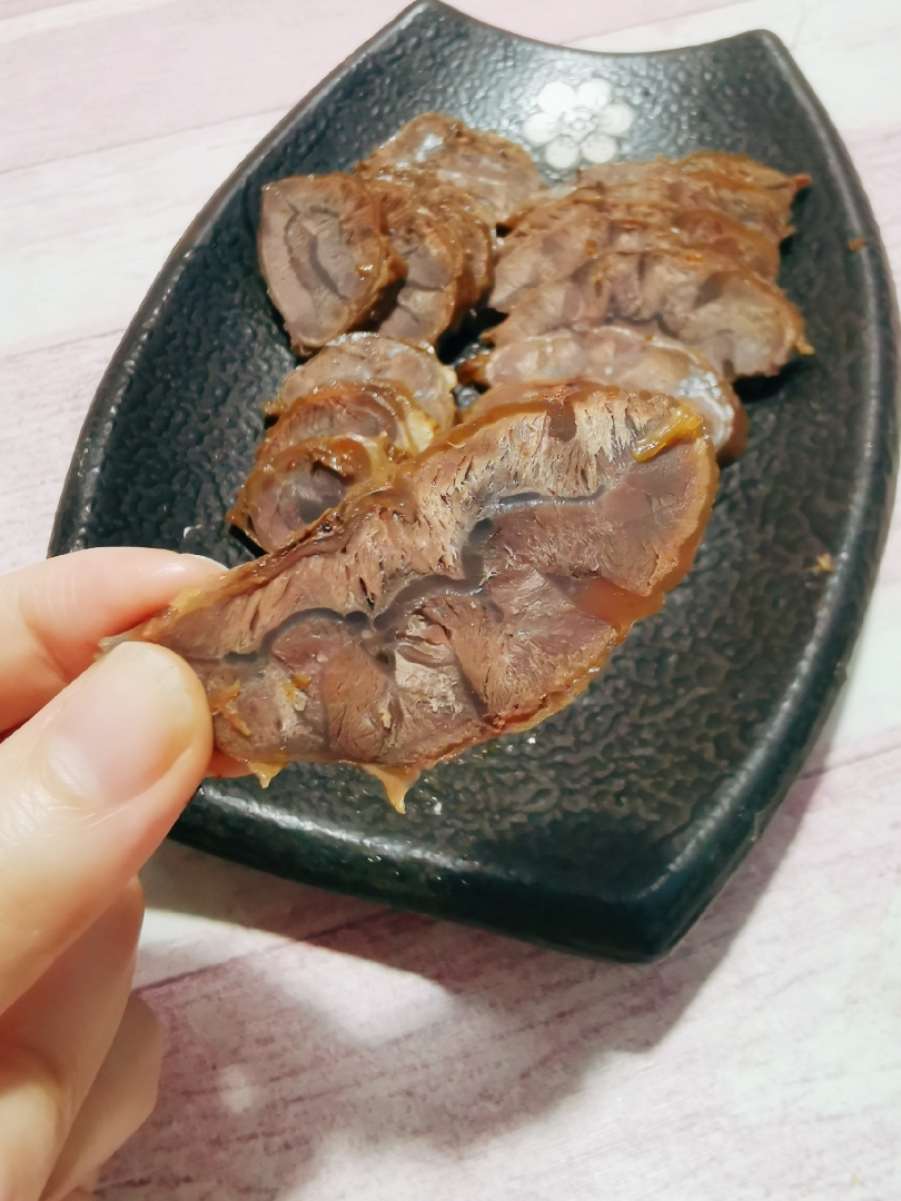 酱卤牛肉的做法 步骤1