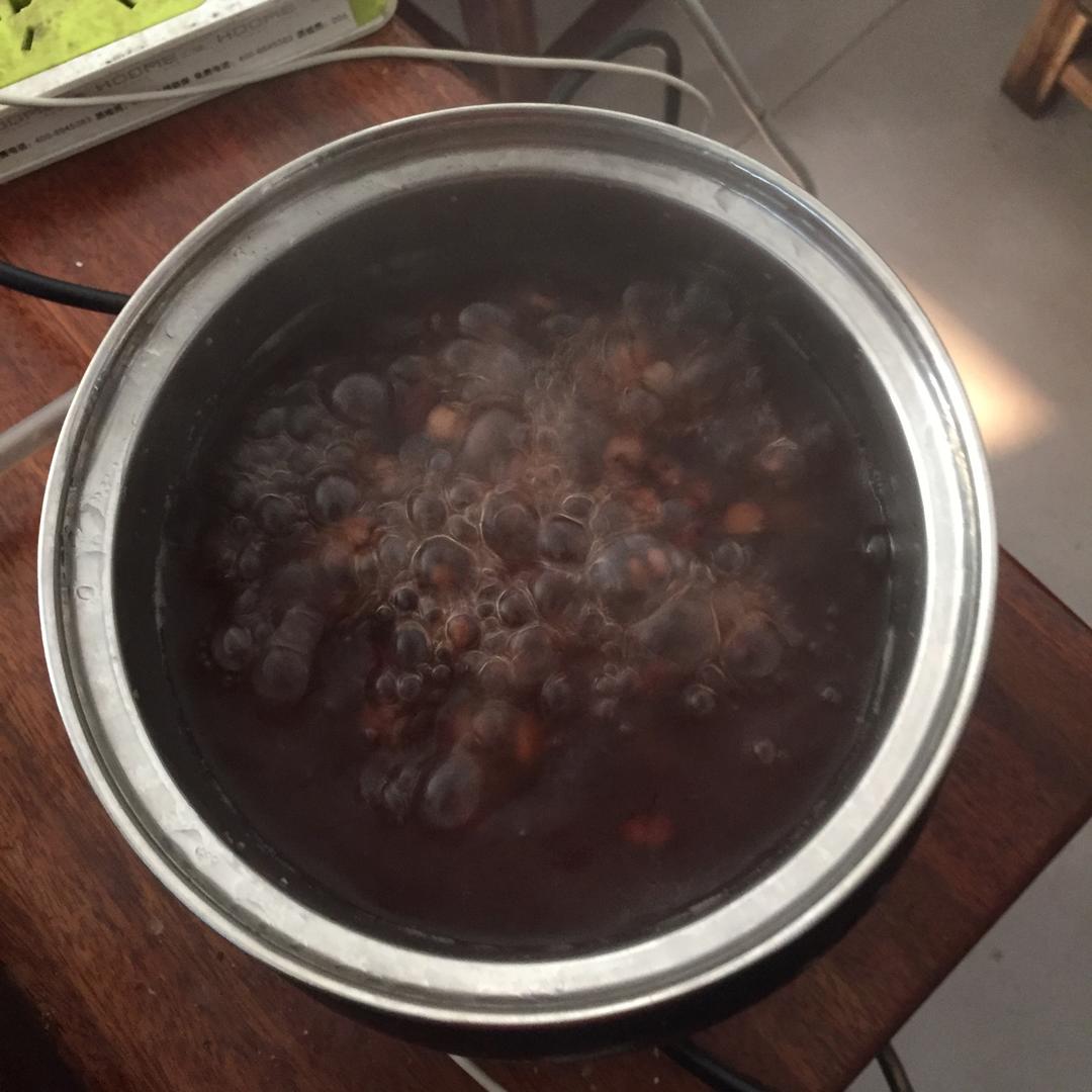 袪寒去湿的好汤水——红豆薏米水