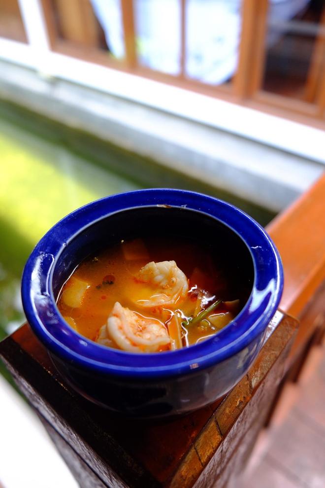 冬阴功汤（spicy&sour prawn soup)的做法