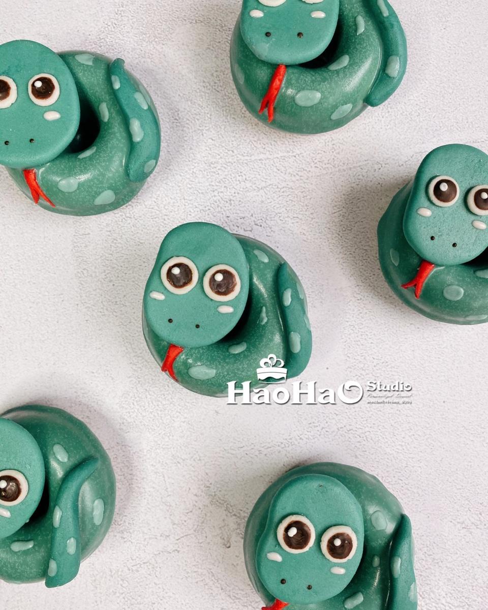 GIFT CAKES