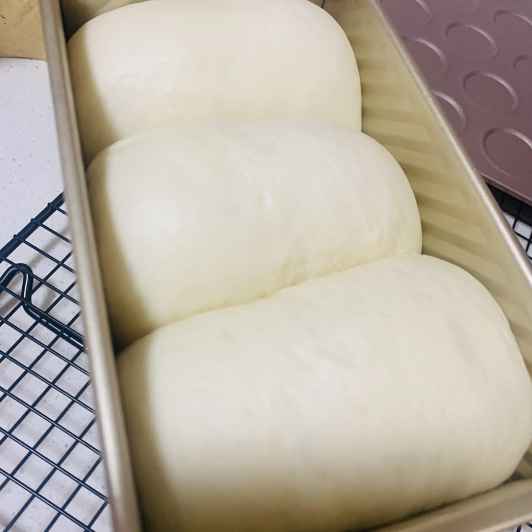 软到拿不起来的生吐司