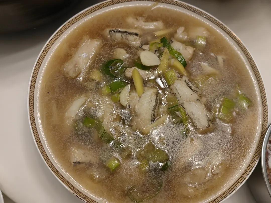 红烧豆腐鱼（水潺，龙头鱼）｜葱姜蒜烧豆腐鱼