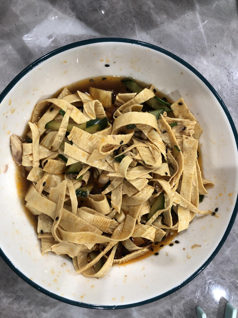 馋哭的凉拌豆腐皮