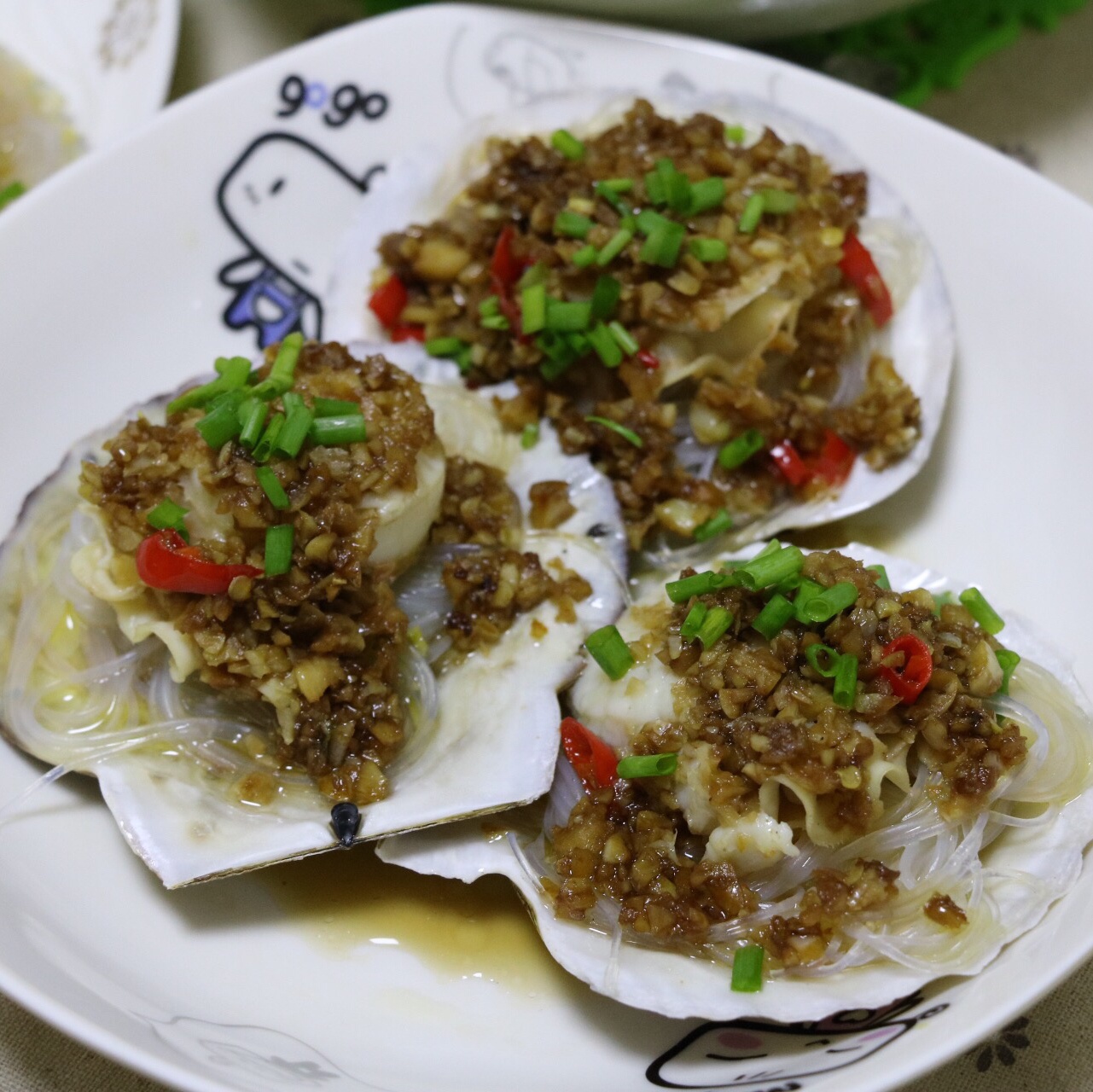 蒜蓉粉丝蒸扇贝
