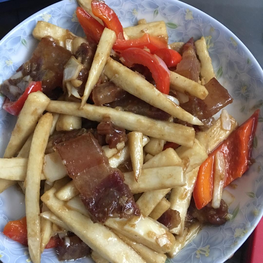 腊肉炒春笋