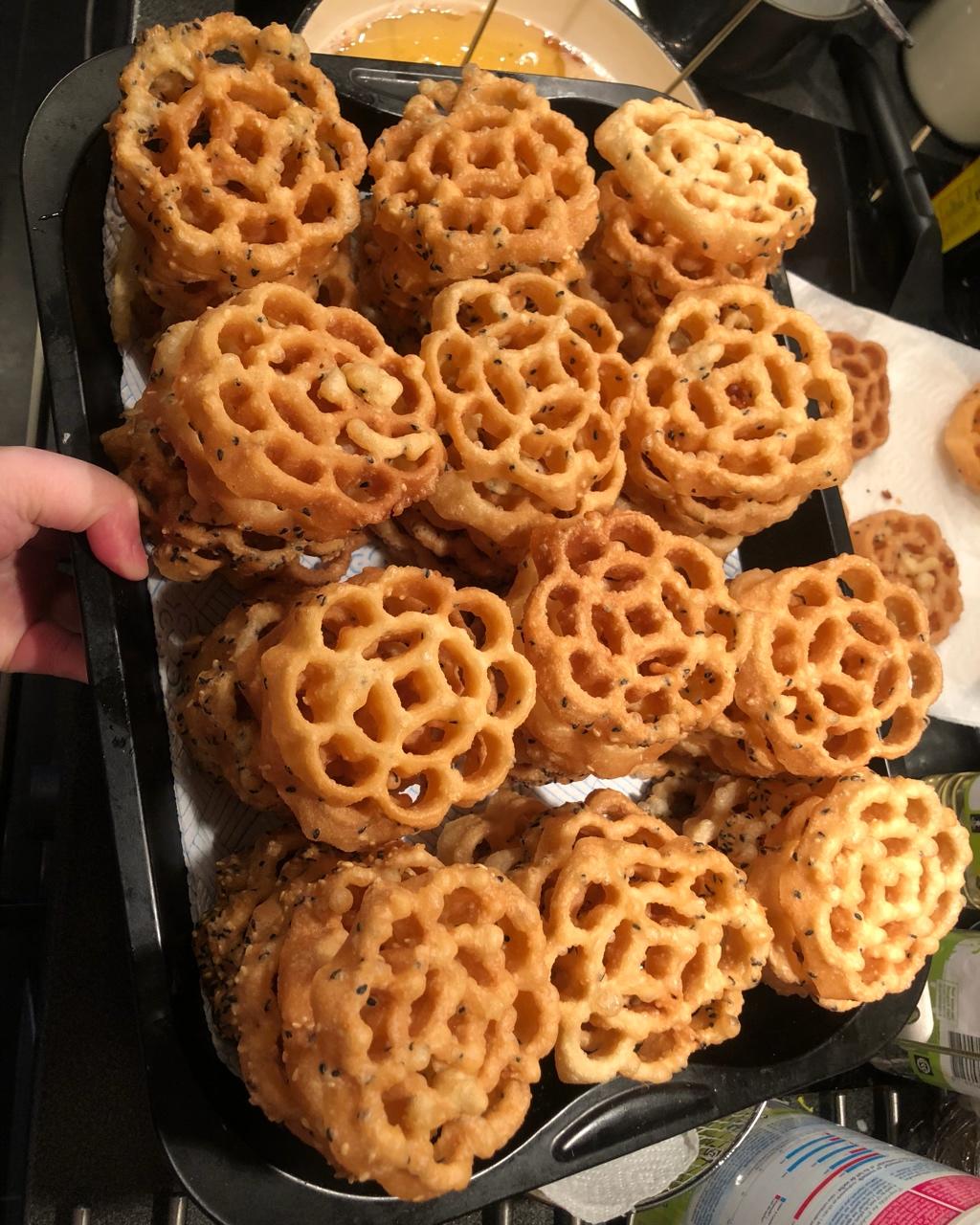 唯美食治愈做的蜂窝饼(蜜蜂窦)—南洋华人过年必备零食