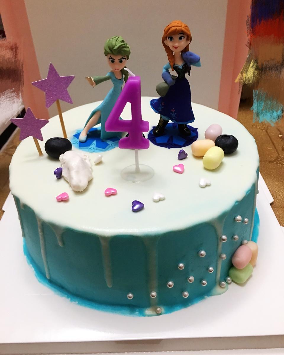 冰雪奇缘主题双层蛋糕--Frozen艾莎