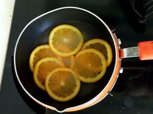 橙香蛋糕卷的做法 步骤1