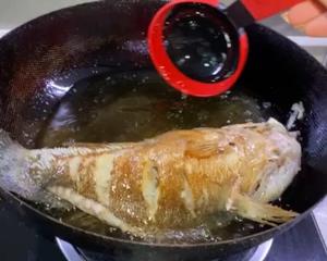油浸笋壳鱼的做法 步骤8