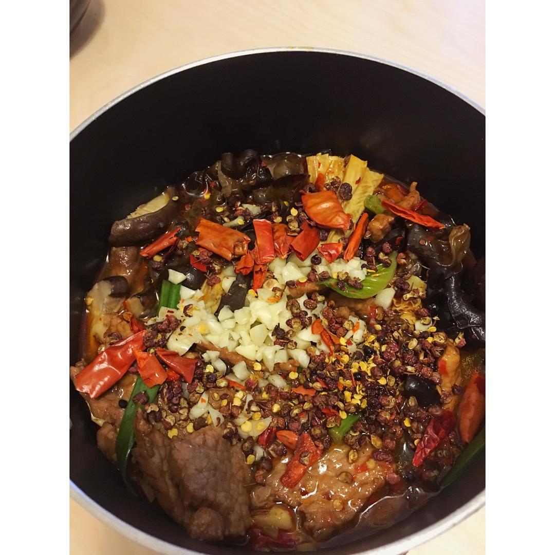 煮妇分享经典川菜【水煮肉片】私房做法6大关键秘诀