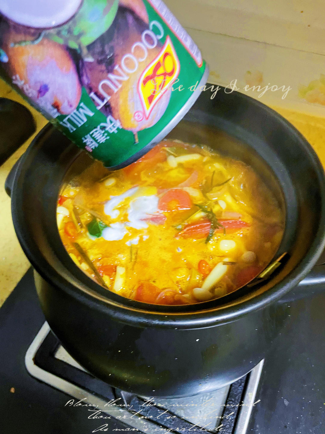 超好喝的泰式冬阴功海鲜汤的做法 步骤4