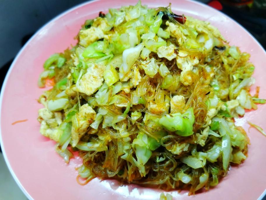 包菜炒粉丝的做法