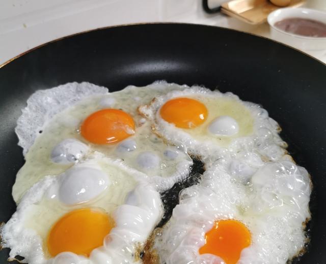 鸡蛋焖面