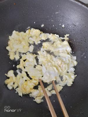 清新美味的香菇青菜汤面的做法 步骤3