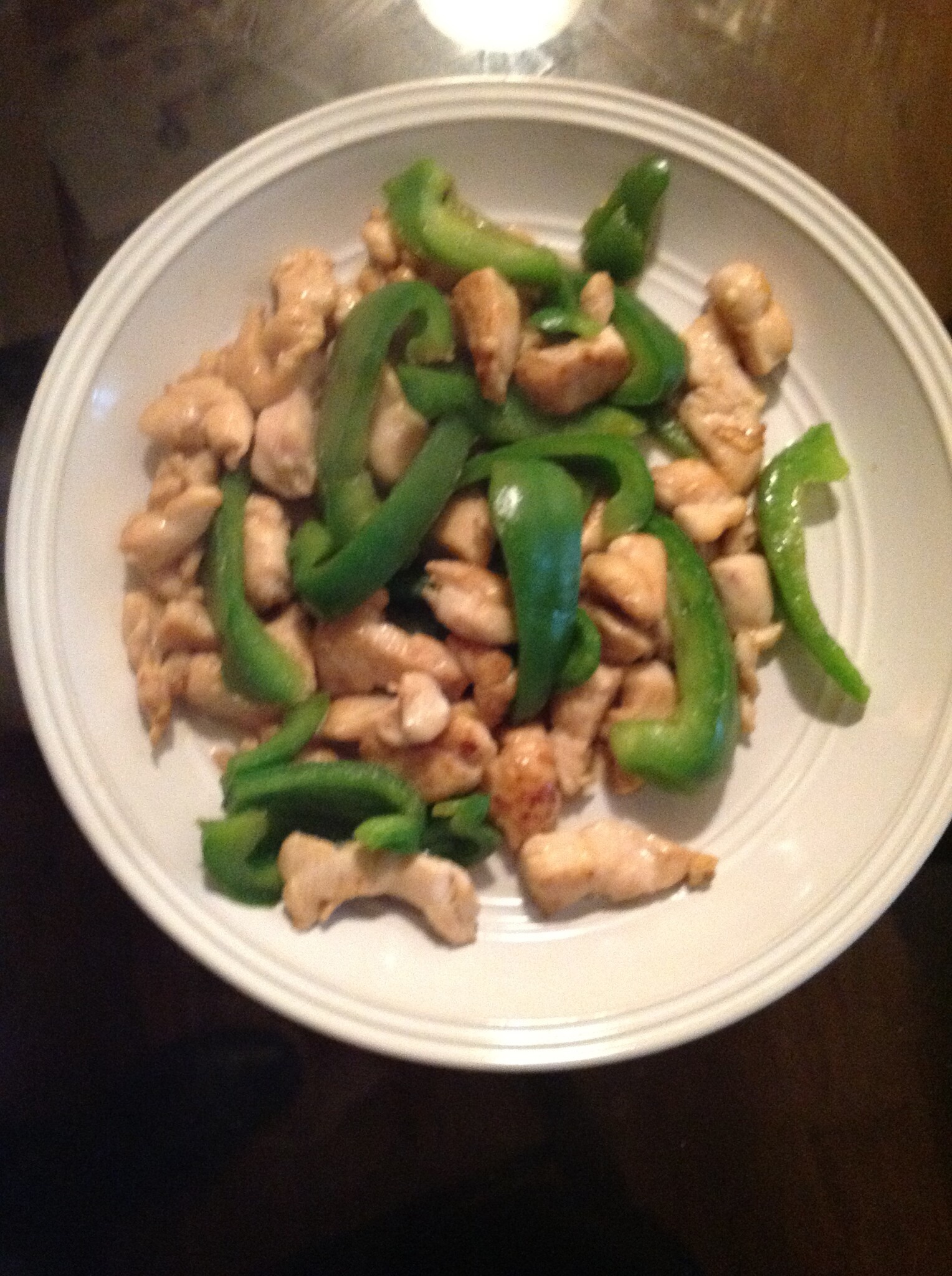 把鸡肉炒的嫩嫩的：青椒溜鸡片