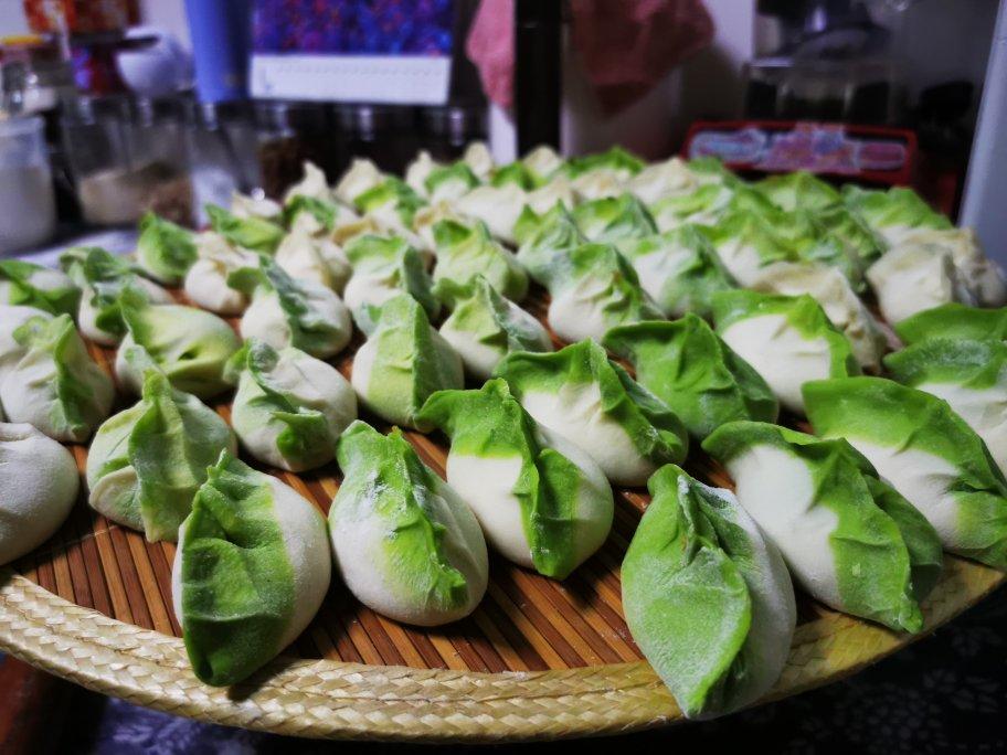 你家的芹菜叶还扔吗？（做法二：包饺子）
