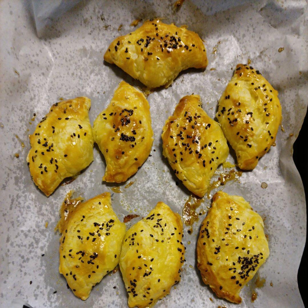 儿戏戏22做的蛋挞皮版榴莲酥