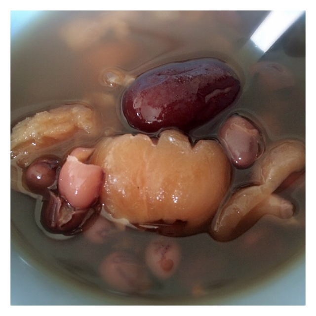 桂圆大枣红豆汤