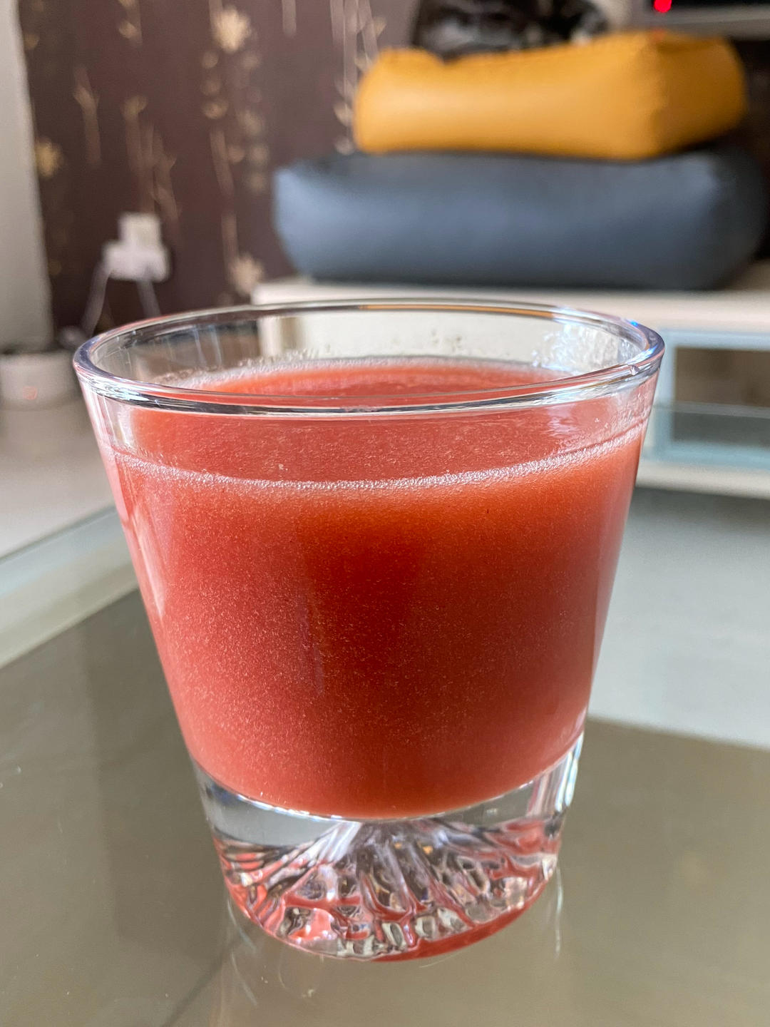 极简浓缩草莓汁