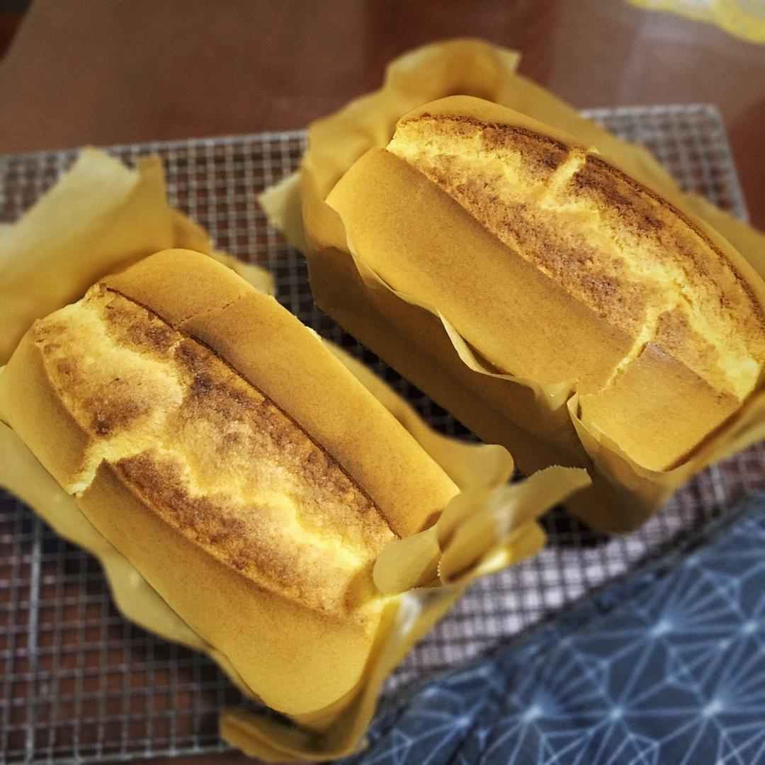 软绵绵枕头蛋糕