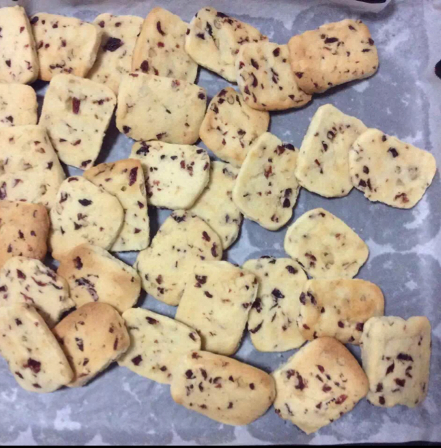 蔓越莓饼干--新手烘焙0压力 #皮黑森林#