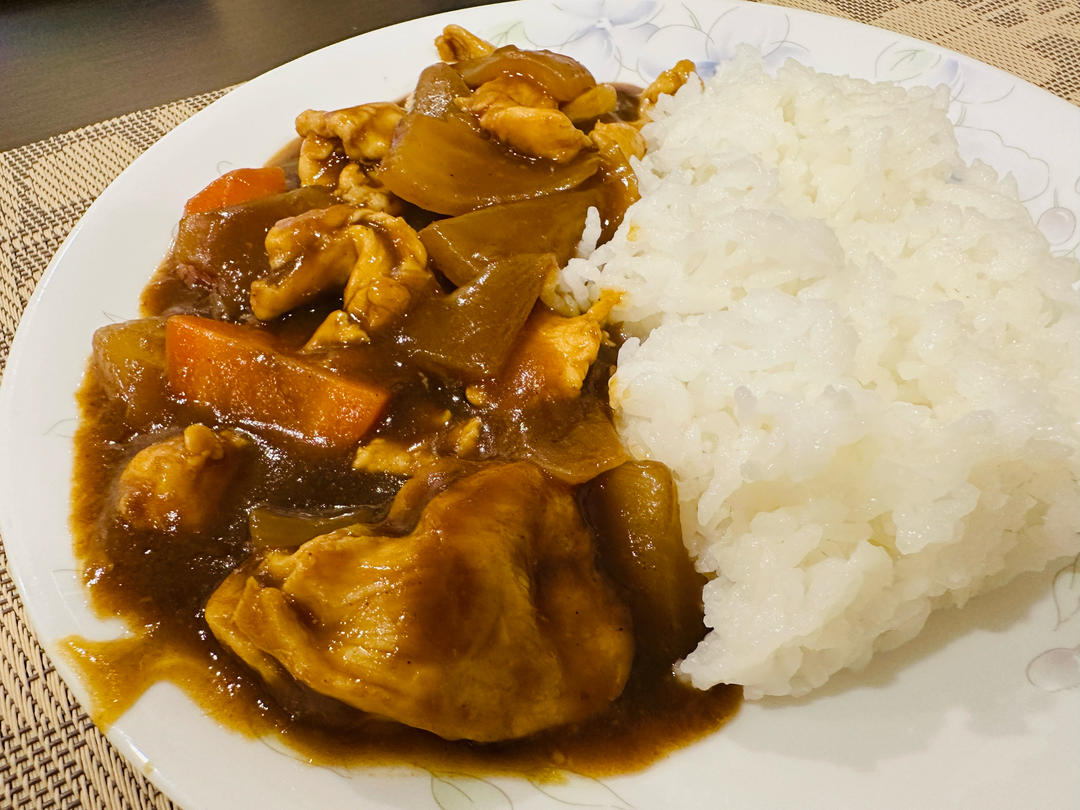 日式咖喱牛肉饭