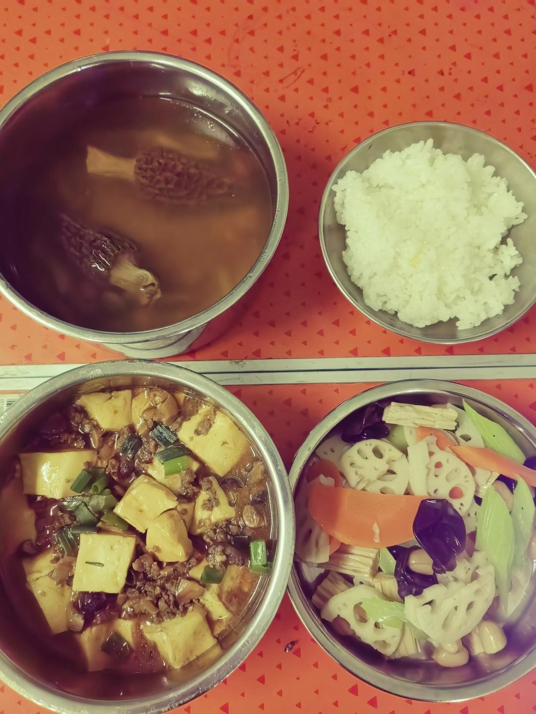 肉末嫩豆腐｜嫩滑口感爽口！这道快手菜超级下饭！！（减脂少油版）