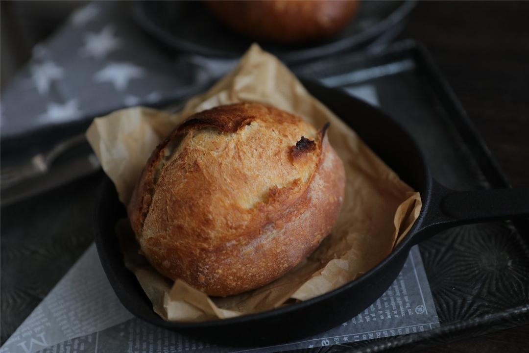 《割口发烧友的面包》—— 与基本配方配比相同的小法包（即发干酵母快手版6）