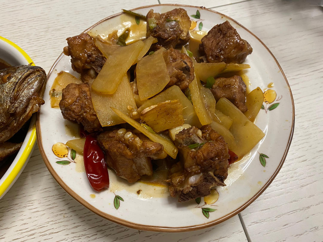 啤酒烧小排（红烧排骨）